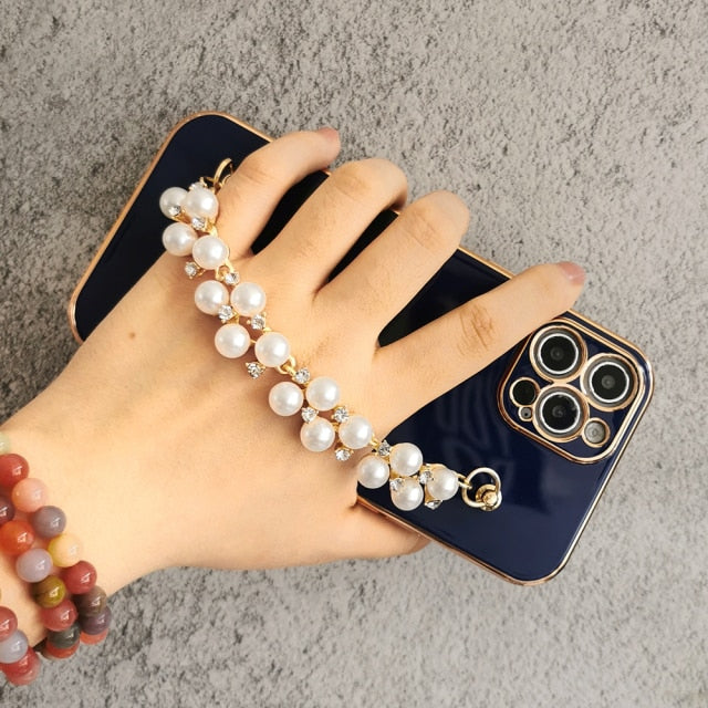 Electroplated iPhone Case with Pearl Chain - Exoticase - For iPhone 13 Pro Max / Black